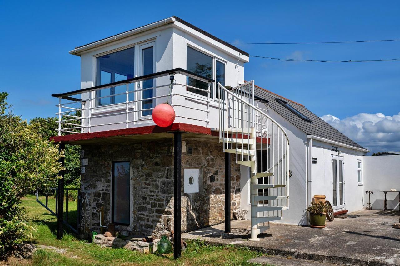 Finest Retreats - The Watchtower At Western Watch Lower Boscaswell Exteriör bild