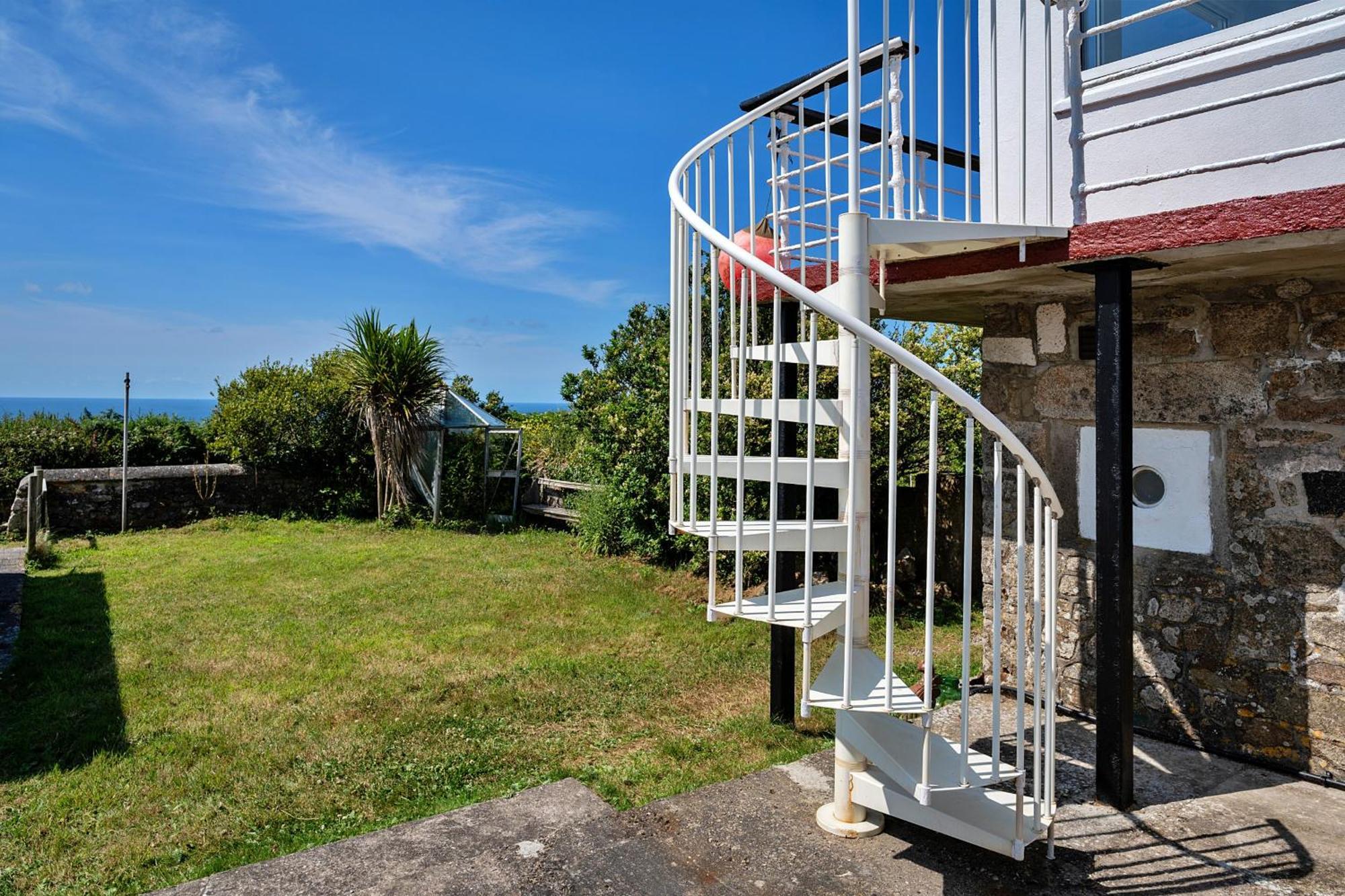 Finest Retreats - The Watchtower At Western Watch Lower Boscaswell Exteriör bild